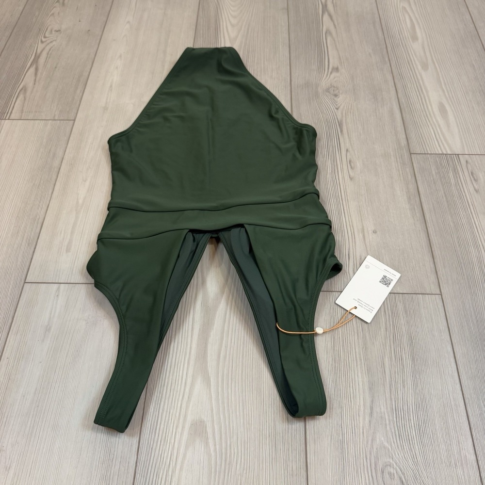 NWT Quince Italian Plunge One-Piece Swimsuit, Small, Green - Picture 7 of 10
